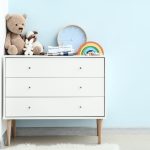 Nos astuces pour bien choisir sa commode bébé !